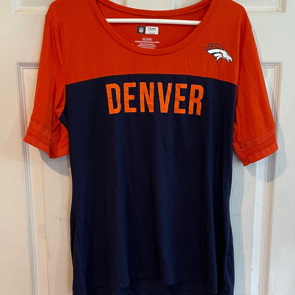 Team Apparel XL Denver Broncos Women's Orange T-Shirt